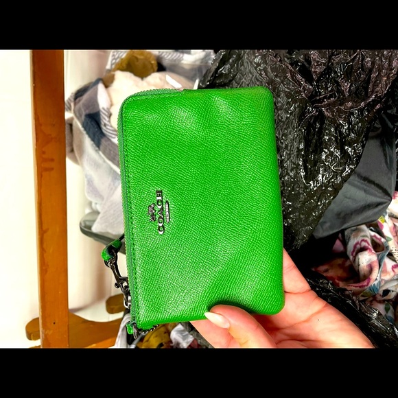 Super cute never used and it’s just not my style! - Picture 1 of 3